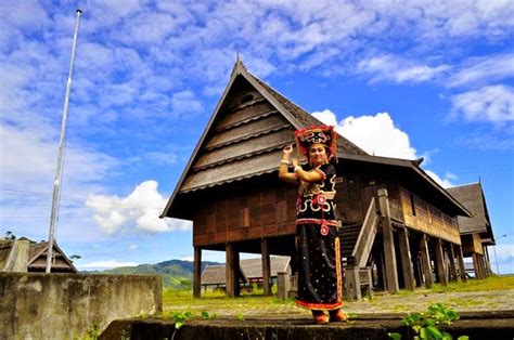 Budaya Sulawesi Barat